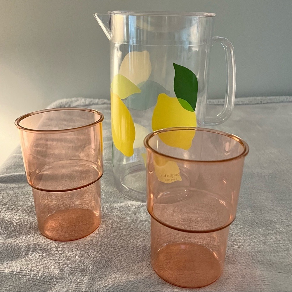 Kate Spade Set Pitcher & pink cups lemons acrylic fabfitfun